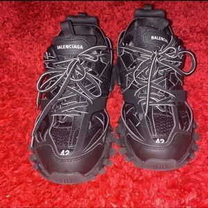 Balenciaga track runner